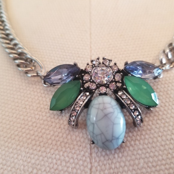 Vintage-Inspired Faux Gemstone Chain Necklace Statement Piece - Picture 2 of 4